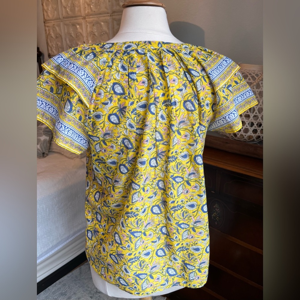 Jennifer & Grace Yellow and Blue Paisley Women's Spring & Summer Top size Large - Picture 2 of 7